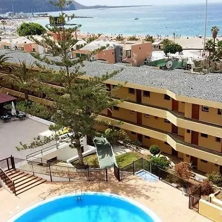 Dream View, Cristianos أرونا